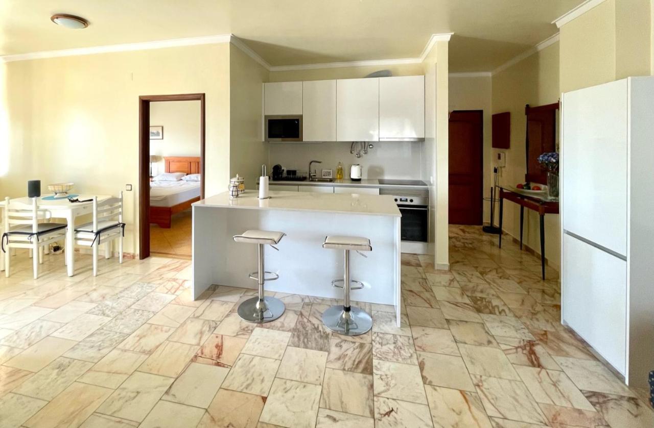 Cosy Sea View Apartment Кошта-да-Капарика Номер фото